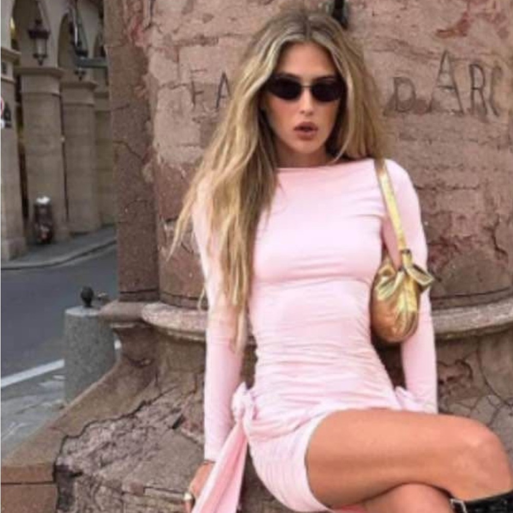 Lioness size small pink dress.   Closet clean out. Worn once